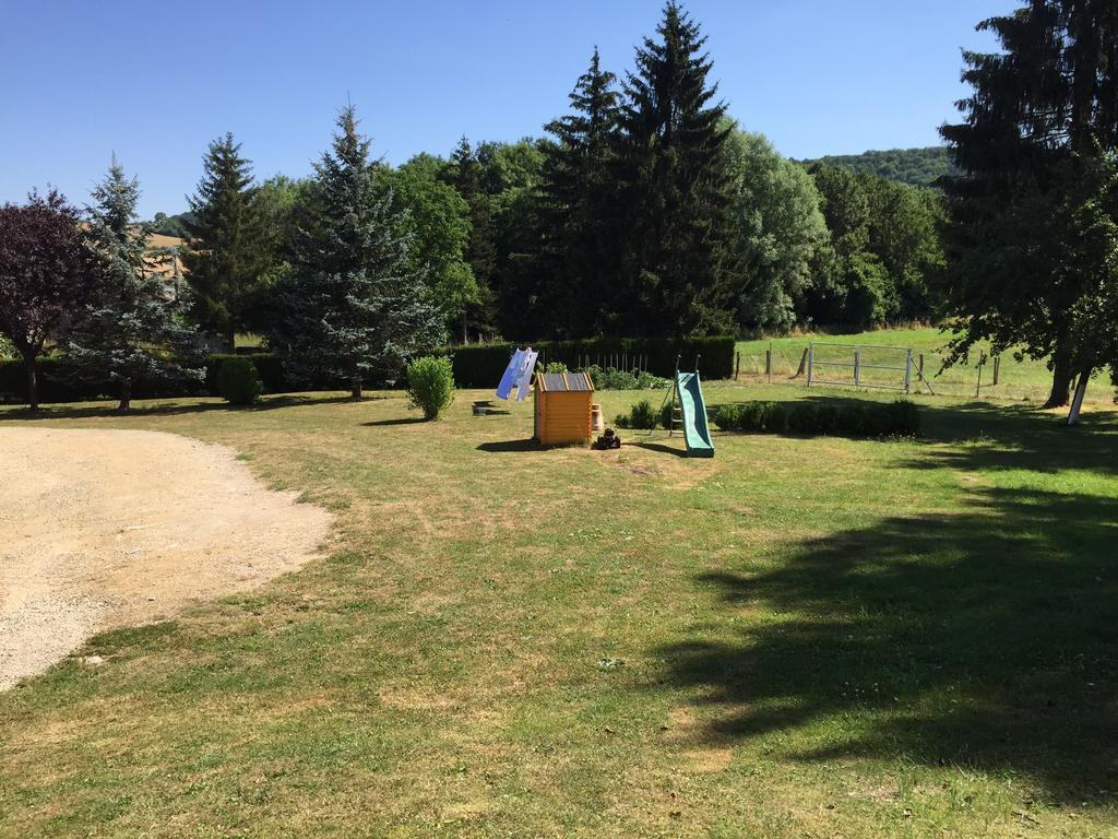 Au Repos De La Blaise Pension Buitenkant foto