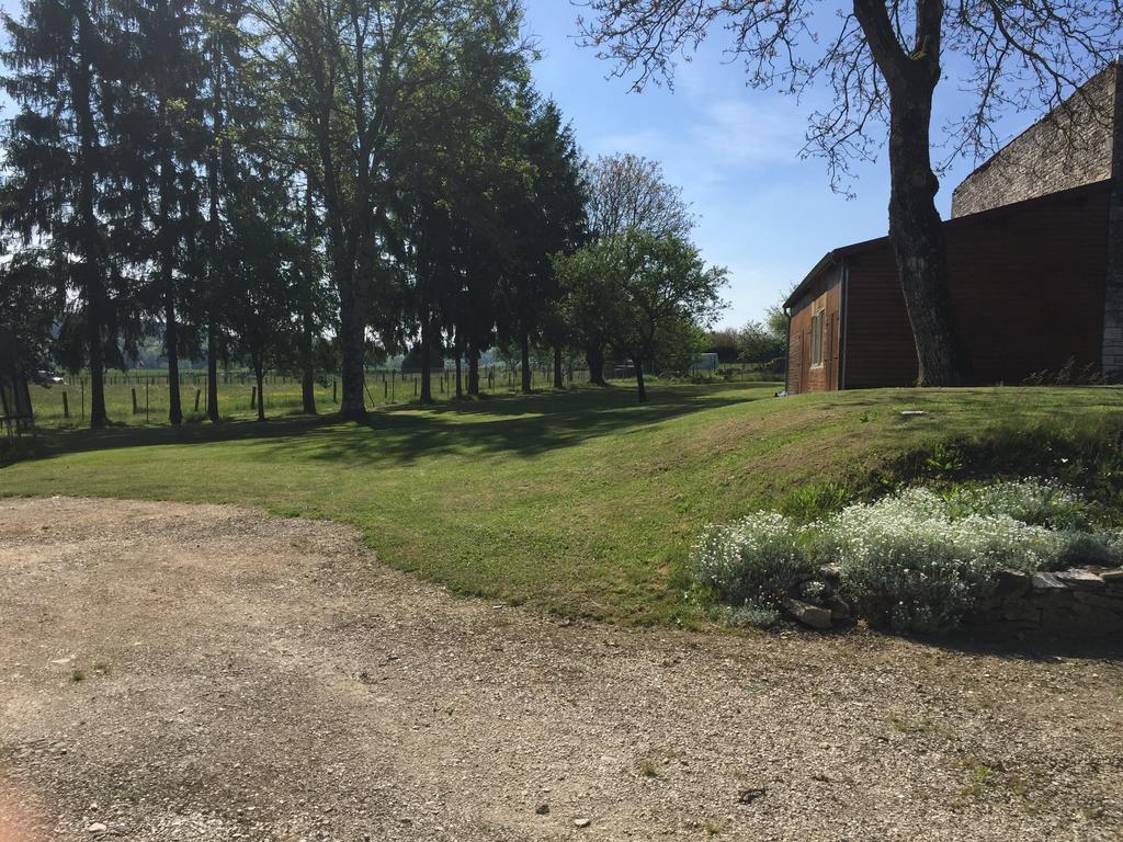 Au Repos De La Blaise Pension Buitenkant foto